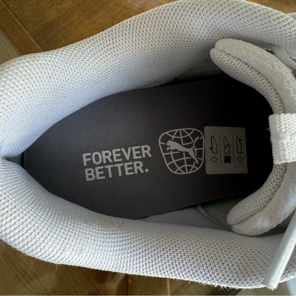 Puma White Platform Sneakers, Size 7, Barely Worn, Practically New - Picture 6 of 8